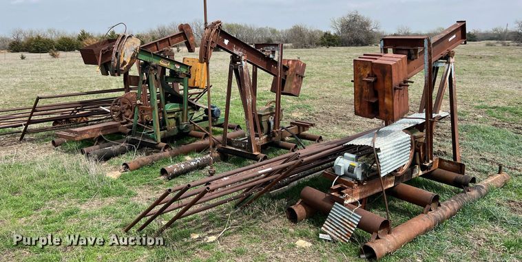 image for item MY9662 (4) pump jacks