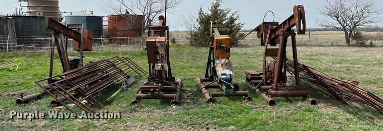 image for item MY9662 (4) pump jacks