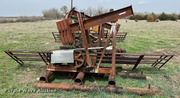 image for item MY9662 (4) pump jacks