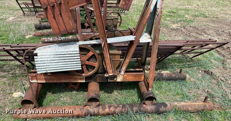 image for item MY9662 (4) pump jacks