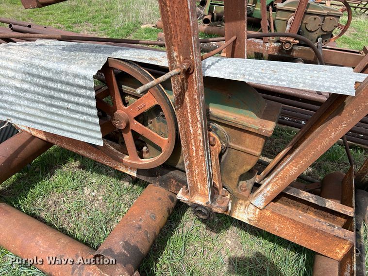 image for item MY9662 (4) pump jacks