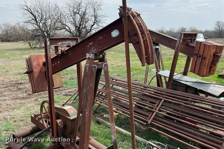 image for item MY9662 (4) pump jacks