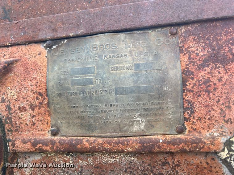 image for item MY9662 (4) pump jacks