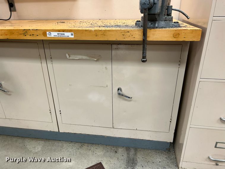 image for item MY9686 (6) work benches