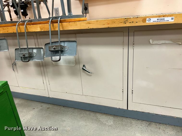 image for item MY9686 (6) work benches