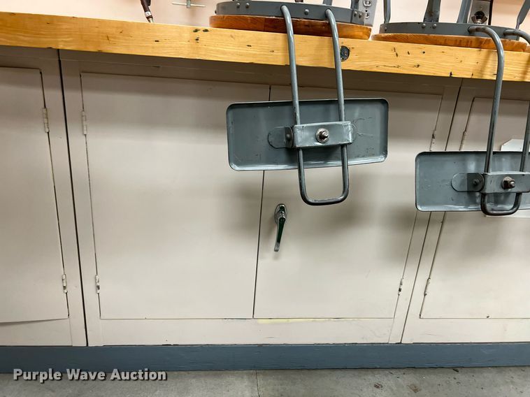 image for item MY9686 (6) work benches