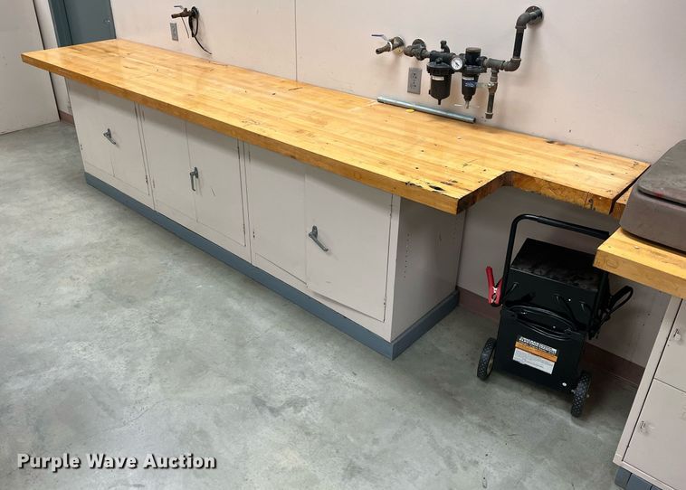 image for item MY9686 (6) work benches