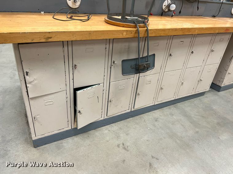 image for item MY9687 (8) Workbenches