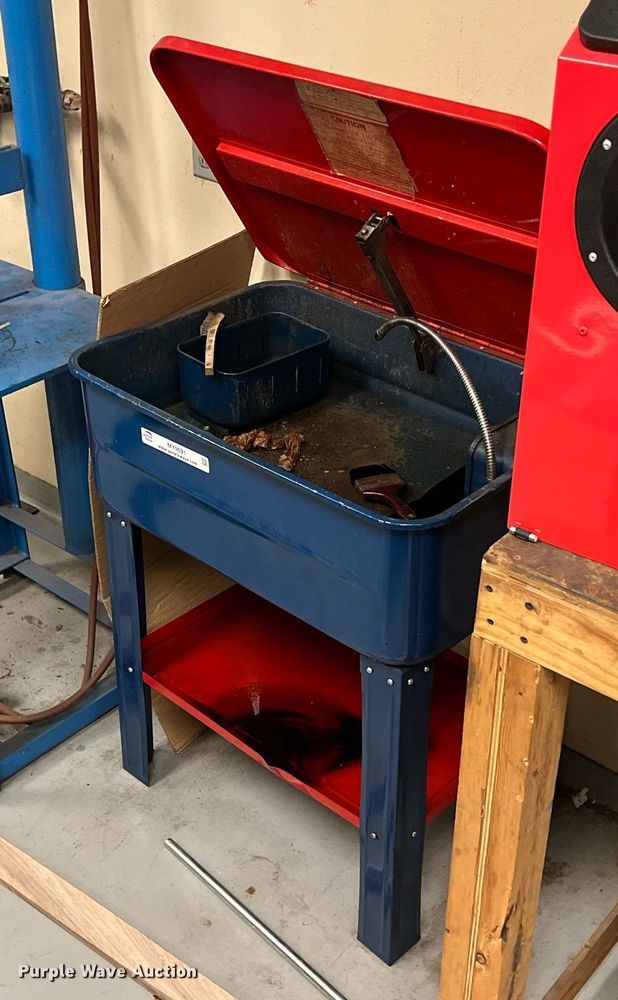 image for item MY9691 Parts washer