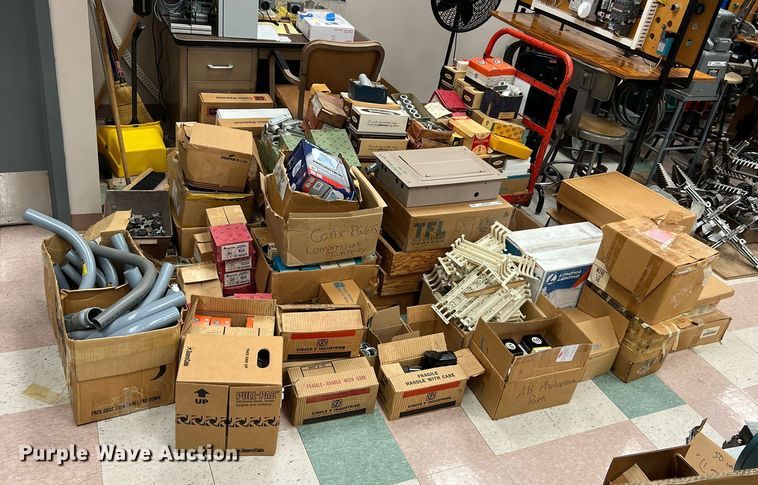 image for item MY9693 Building materials