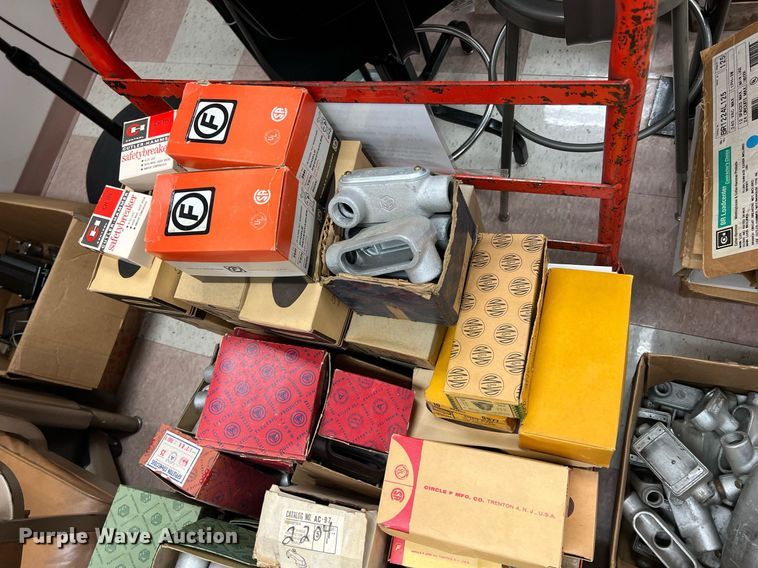 image for item MY9693 Building materials