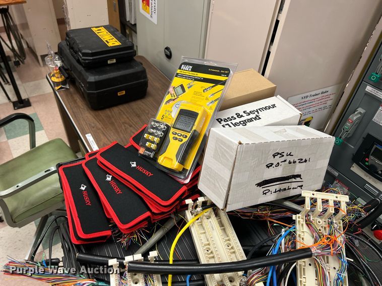 image for item MY9693 Building materials