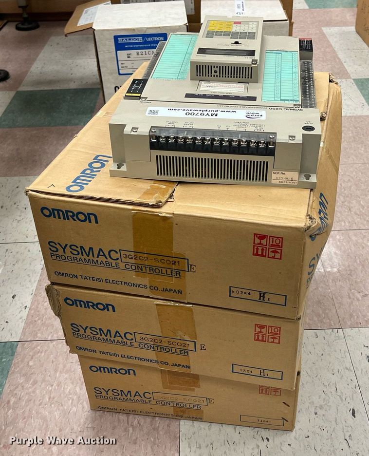 image for item MY9700 (4) Omron programming consoles