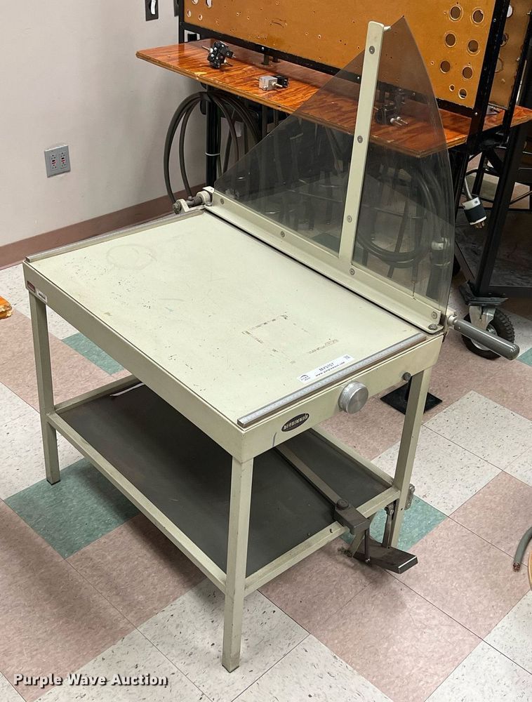 image for item MY9707 paper cutter