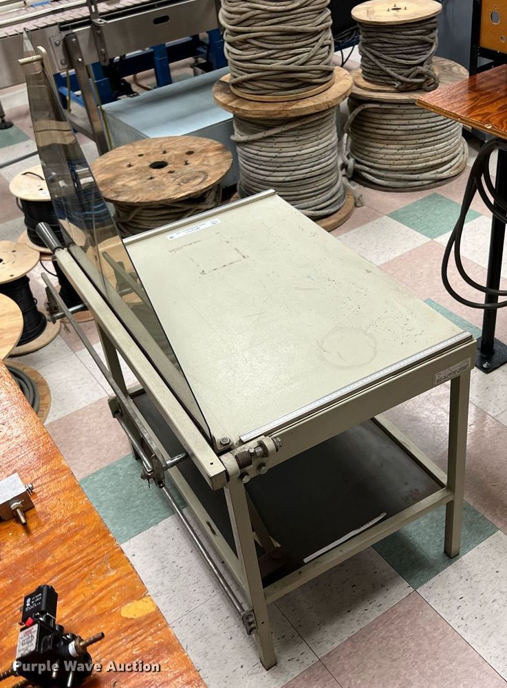 image for item MY9707 paper cutter