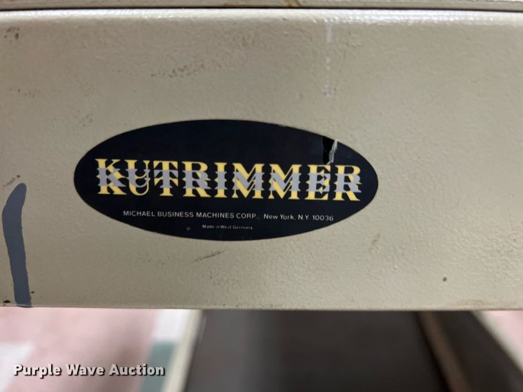 image for item MY9707 paper cutter