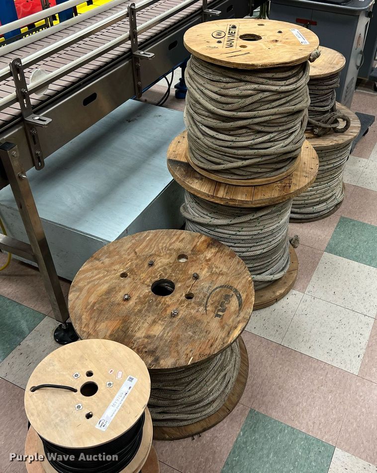 image for item MY9710 (5) spools of rope