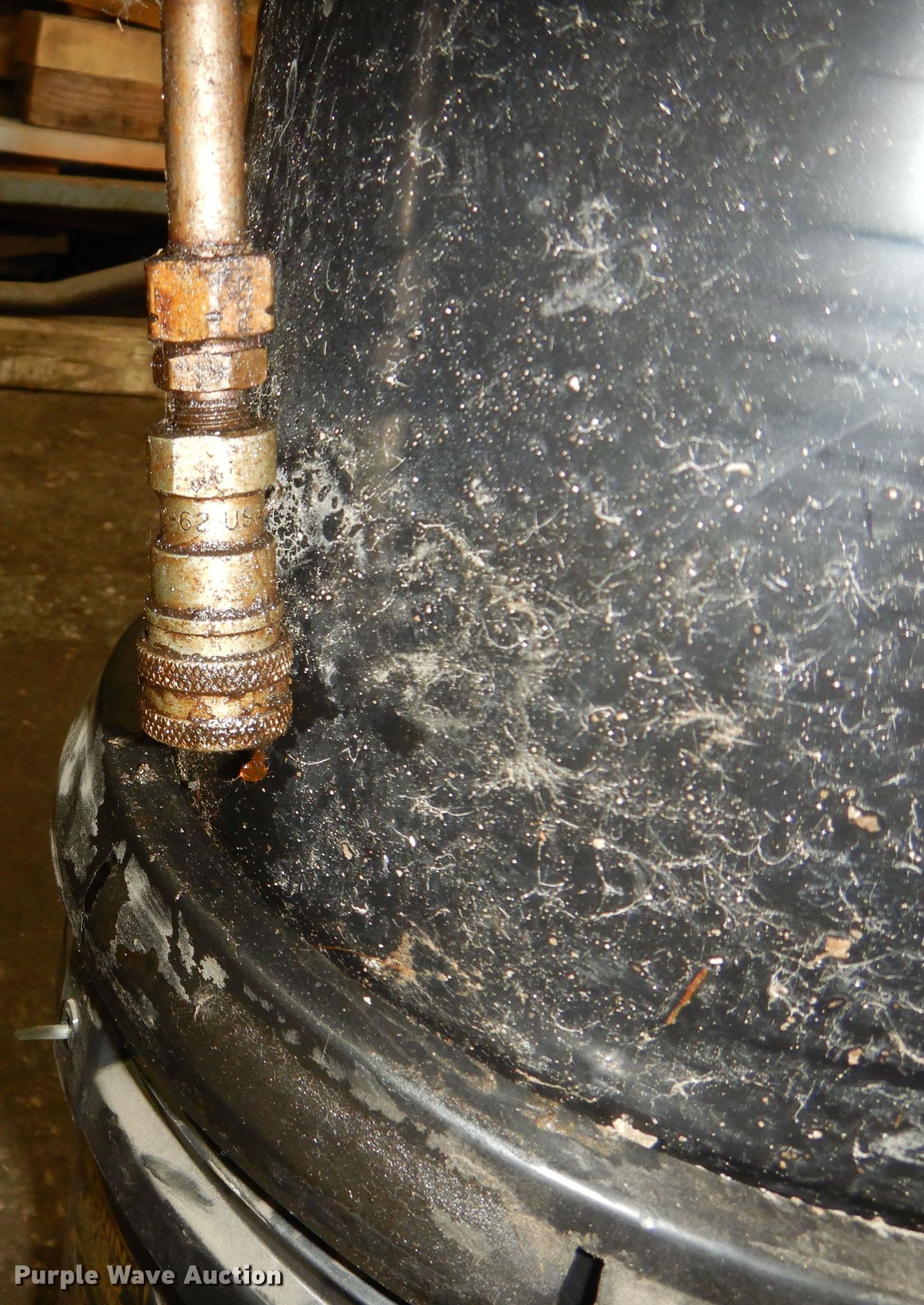 (2) five gallons buckets of Champion grease in Osawatomie, KS Item