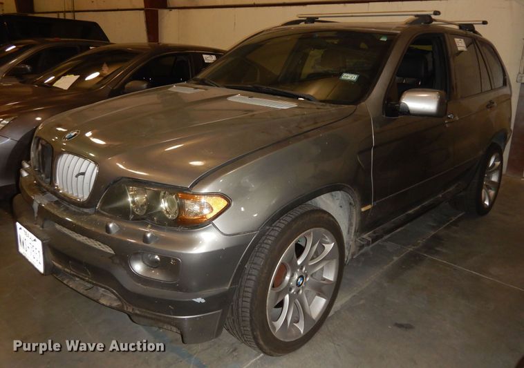 image for item DI6767 2004 BMW X5  SUV