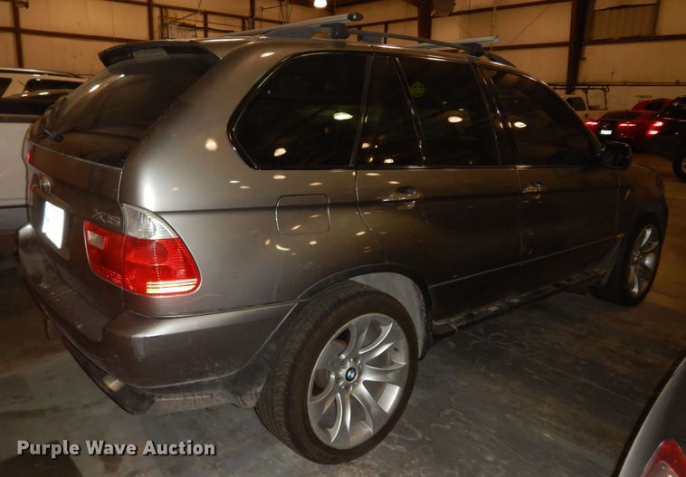 image for item DI6767 2004 BMW X5  SUV
