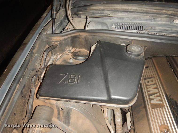 image for item DI6767 2004 BMW X5  SUV