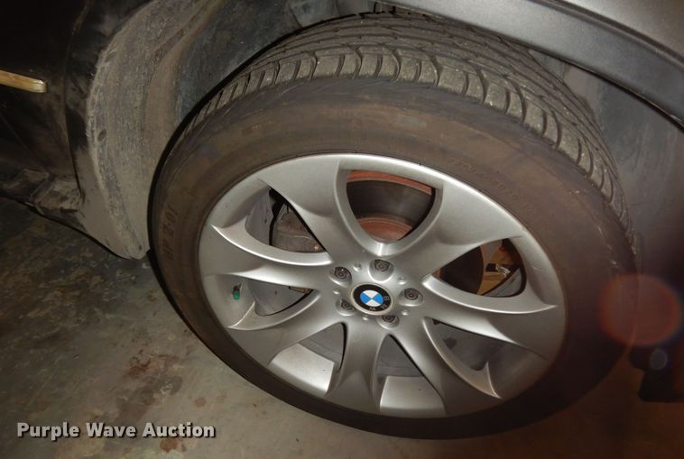 image for item DI6767 2004 BMW X5  SUV