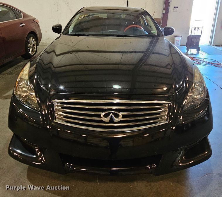 image for item DK1747 2011 Infiniti G37