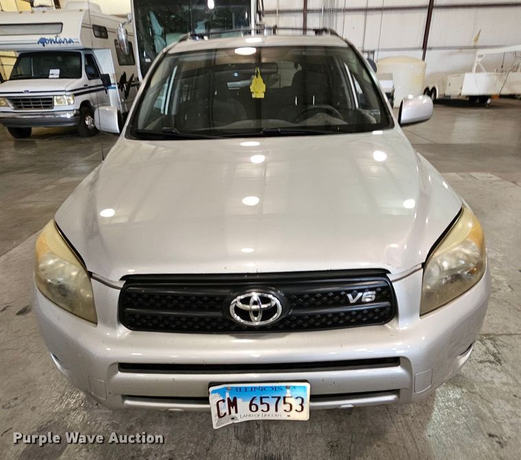 image for item DK7685 2007 Toyota RAV4  SUV