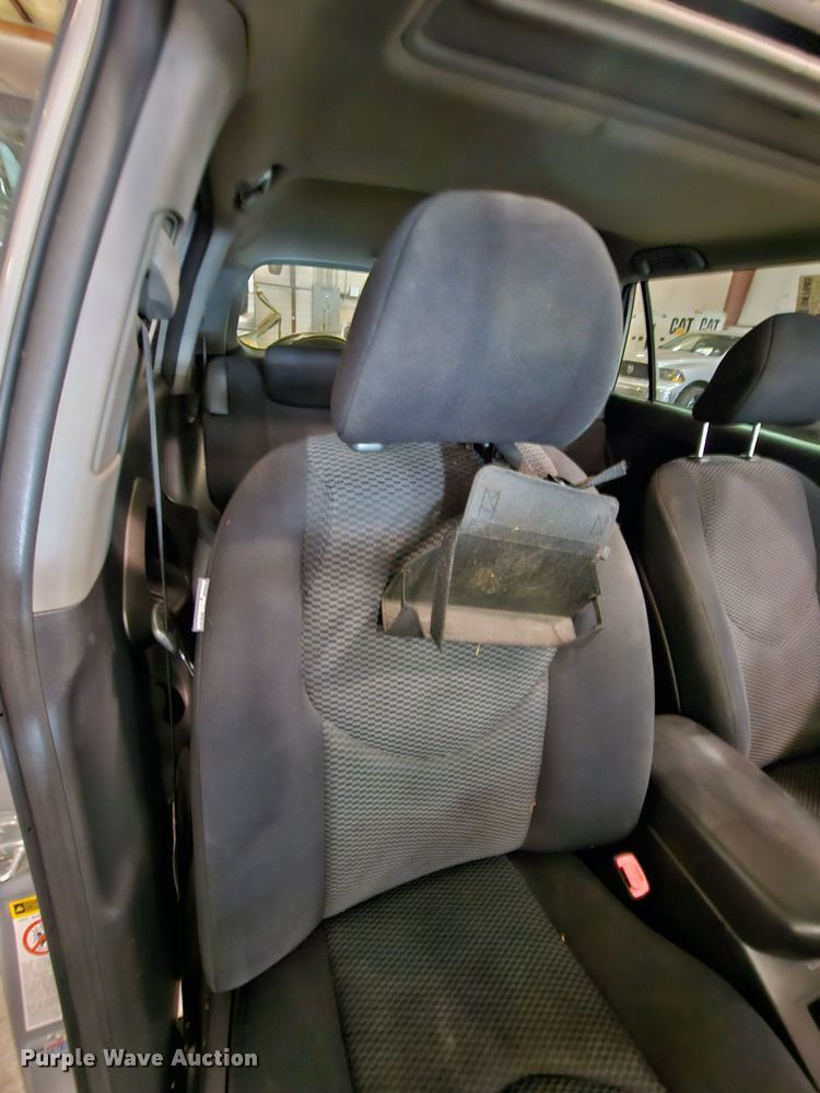 image for item DK7685 2007 Toyota RAV4  SUV