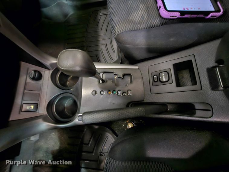 image for item DK7685 2007 Toyota RAV4  SUV