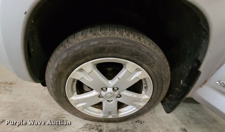 image for item DK7685 2007 Toyota RAV4  SUV