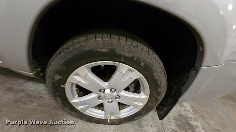 image for item DK7685 2007 Toyota RAV4  SUV