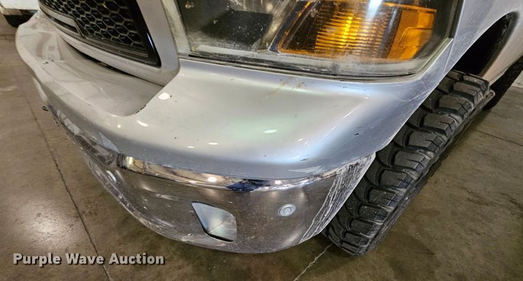 image for item DK7687 2010 Dodge Ram 1500  Crew Cab pickup truck