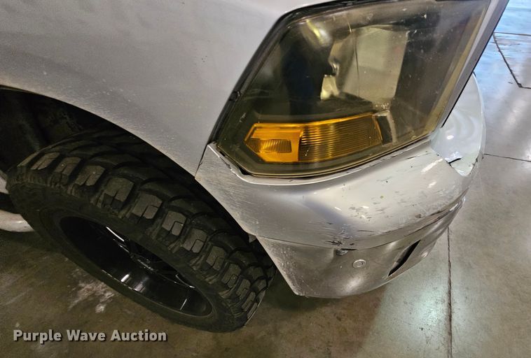 image for item DK7687 2010 Dodge Ram 1500  Crew Cab pickup truck