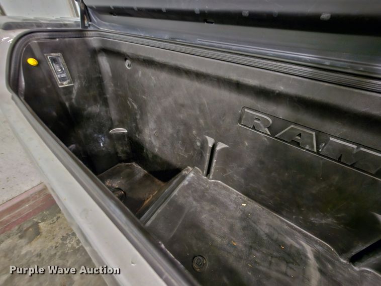 image for item DK7687 2010 Dodge Ram 1500  Crew Cab pickup truck