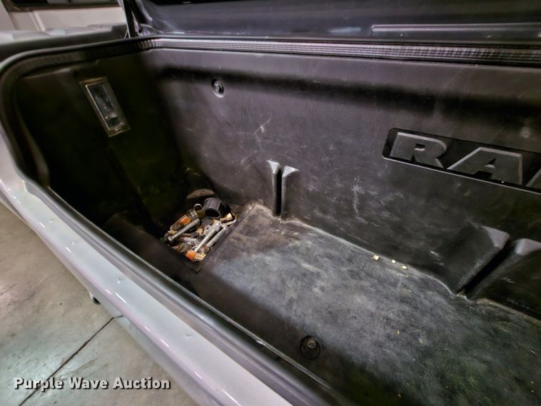 image for item DK7687 2010 Dodge Ram 1500  Crew Cab pickup truck