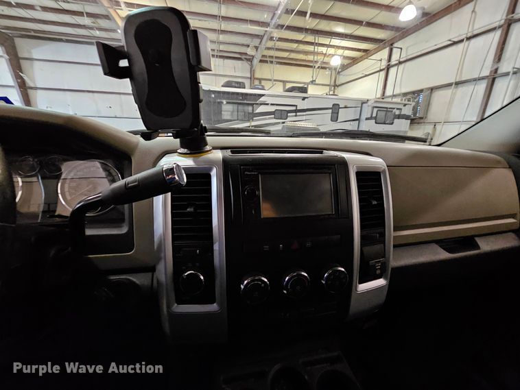 image for item DK7687 2010 Dodge Ram 1500  Crew Cab pickup truck