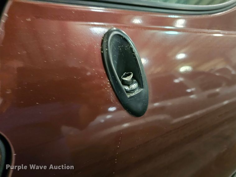 image for item DK7690 1999 Lexus RX300  SUV