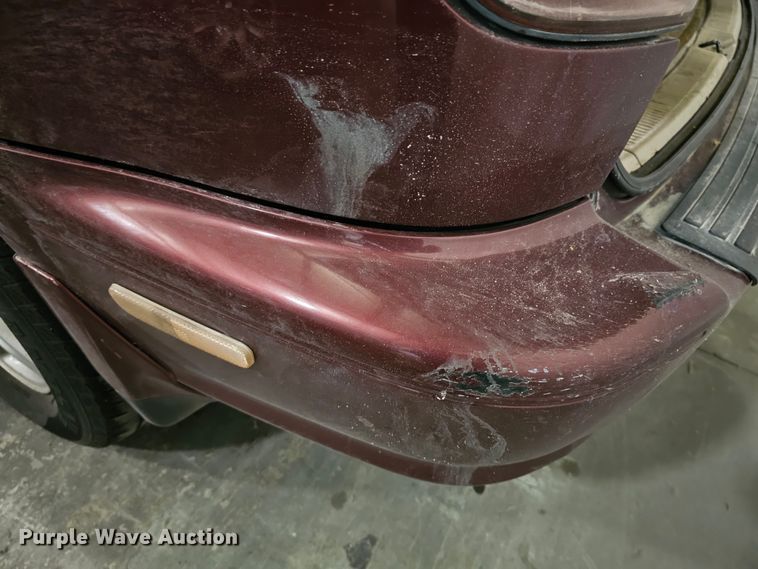 image for item DK7690 1999 Lexus RX300  SUV