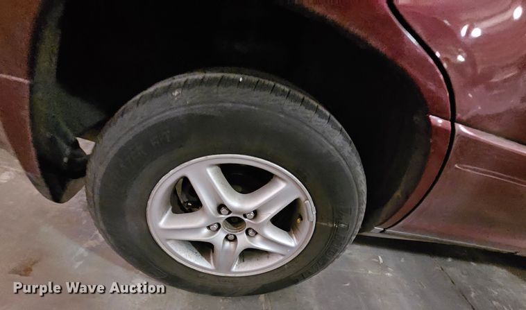 image for item DK7690 1999 Lexus RX300  SUV