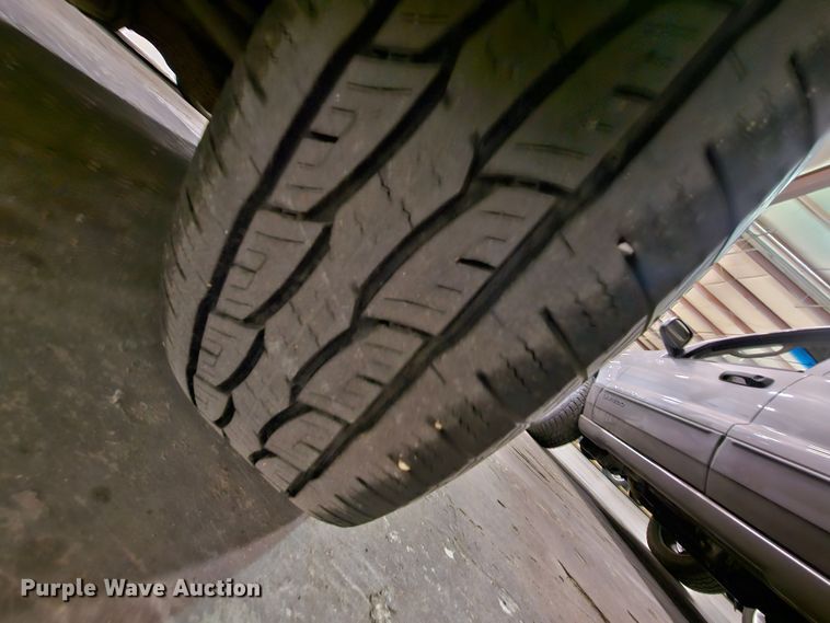 image for item DK7690 1999 Lexus RX300  SUV