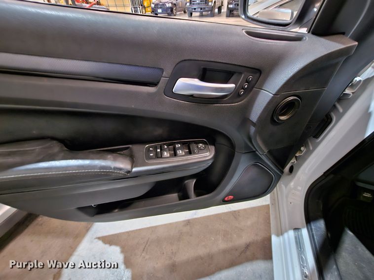 image for item DK7692 2013 Chrysler 300