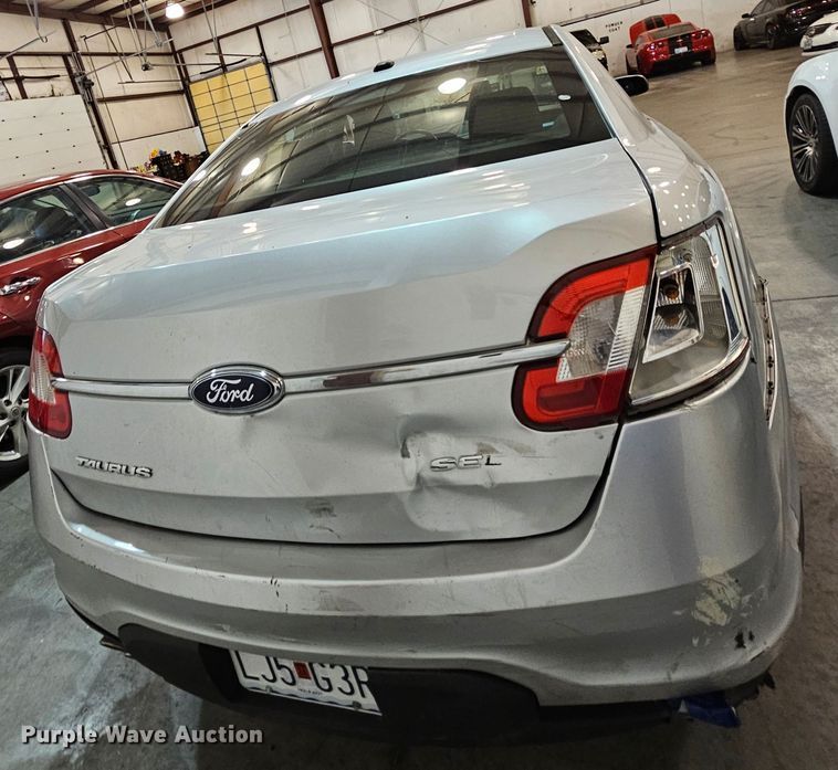 image for item DK7693 2010 Ford Taurus SEL