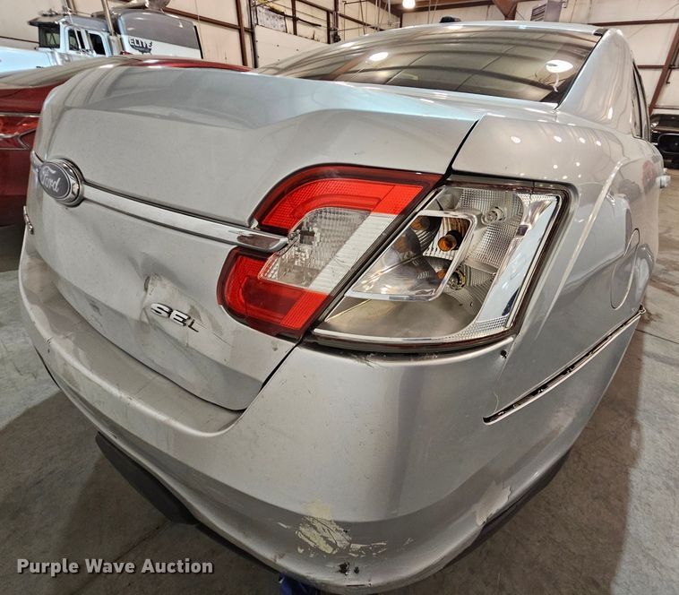 image for item DK7693 2010 Ford Taurus SEL