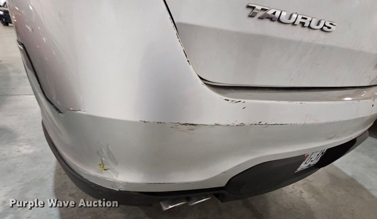 image for item DK7693 2010 Ford Taurus SEL