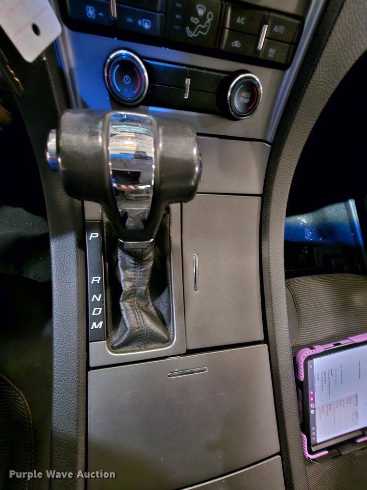 image for item DK7693 2010 Ford Taurus SEL