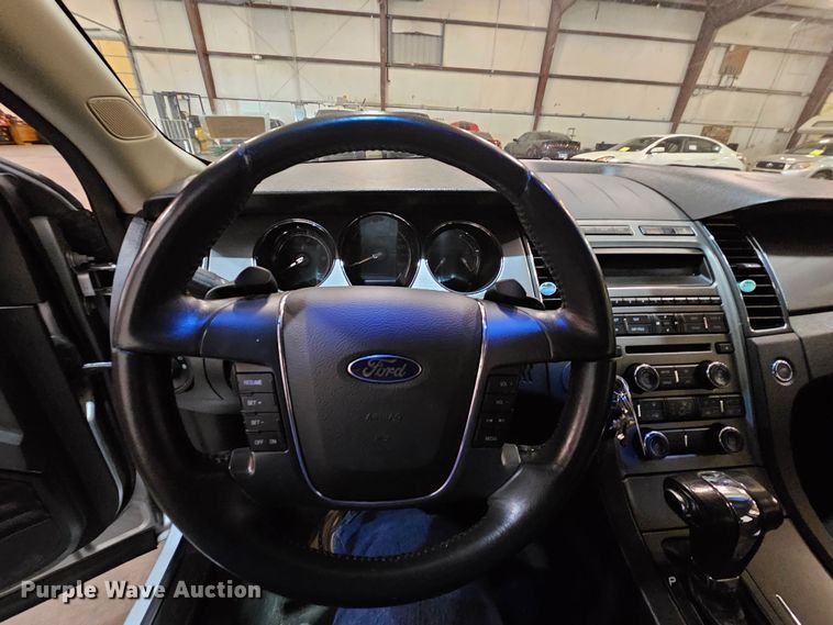 image for item DK7693 2010 Ford Taurus SEL