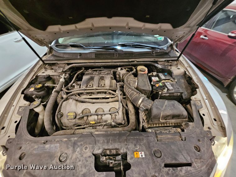 image for item DK7693 2010 Ford Taurus SEL