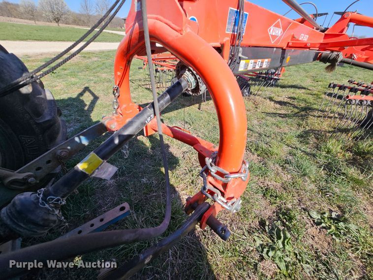 image for item DK1737 Kuhn GA8121  rotary hay rake