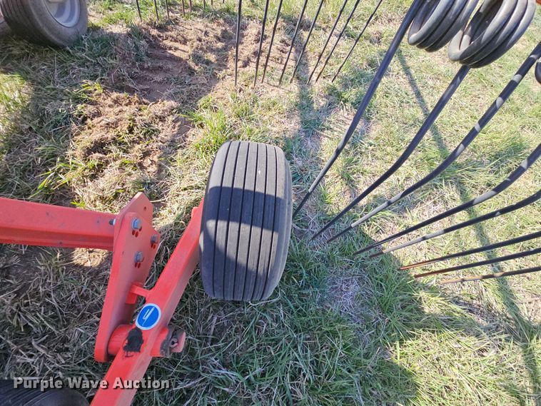 image for item DK1737 Kuhn GA8121  rotary hay rake